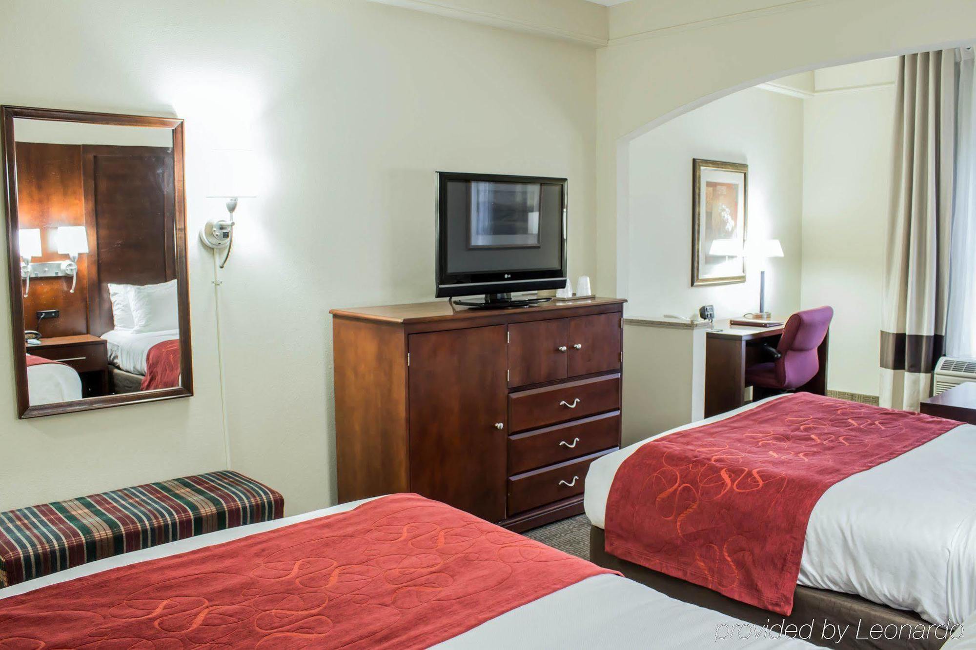 Four Points By Sheraton Greensboro Airport Exterior foto