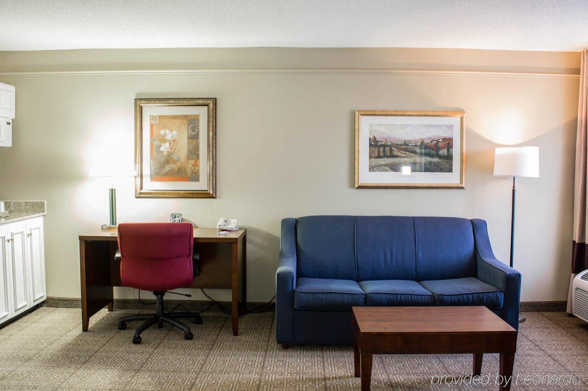 Four Points By Sheraton Greensboro Airport Exterior foto